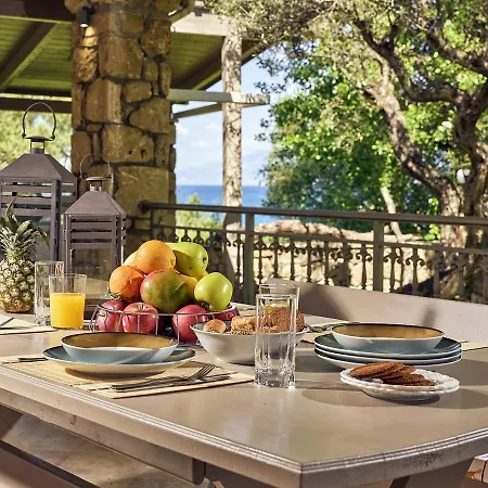 Loukia's House - Cozy Family Escape, By Zantewize Dom wakacyjny