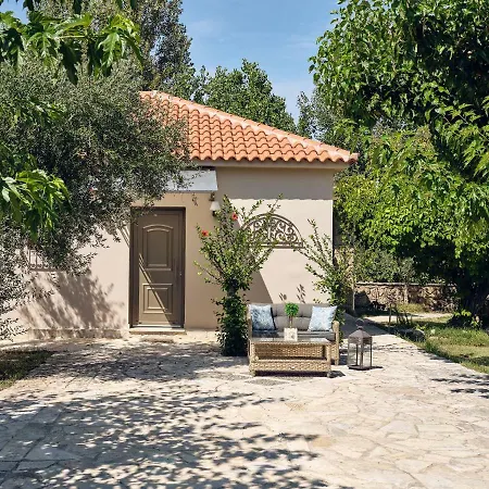 Nyaraló Loukia's House - Cozy Family Escape, By Zantewize *